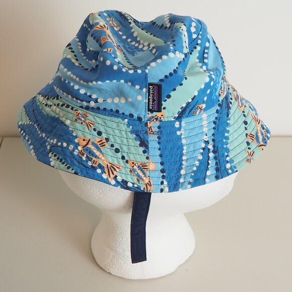 Patagonia Baby Sun Bucket Hat - Kids' with Velcro Strap Size 12M Fish Theme - Picture 4 of 9